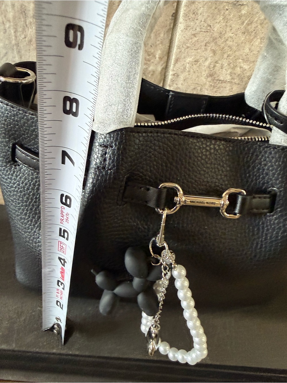 Michael Kors Carson Black Leather Pebbled Small Tote with Charm - Picture 3 of 8